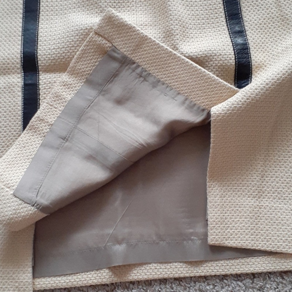 ETCETERA sz8 skirt, barely worn, $145 - Picture 3 of 5